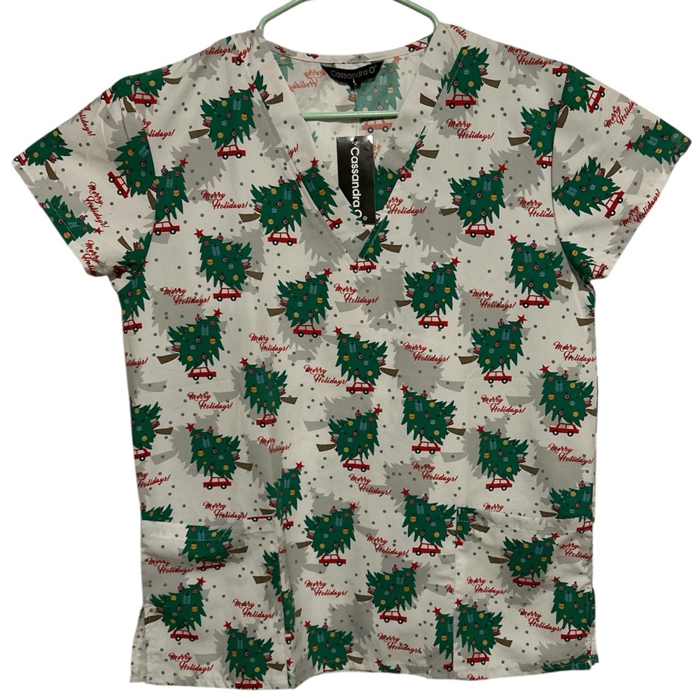 NWT CASSANDRA O Women’s Scrub Medical top Merry Holiday printed Trees Small Size